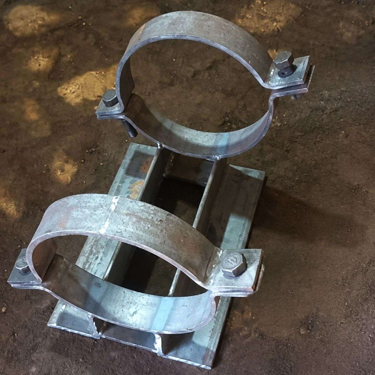 Twin Clamps